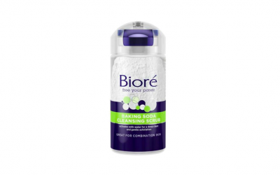 biore baking soda cleansing scrub, scrub, cleanser, face, skincare, wash, clean, beauty, midult beauty, beauty school dropout