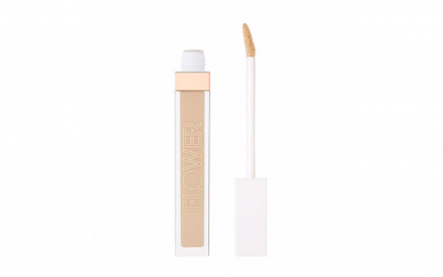flower beauty, light illusion, concealer, face, make up, beauty, midult beauty, beauty school dropout